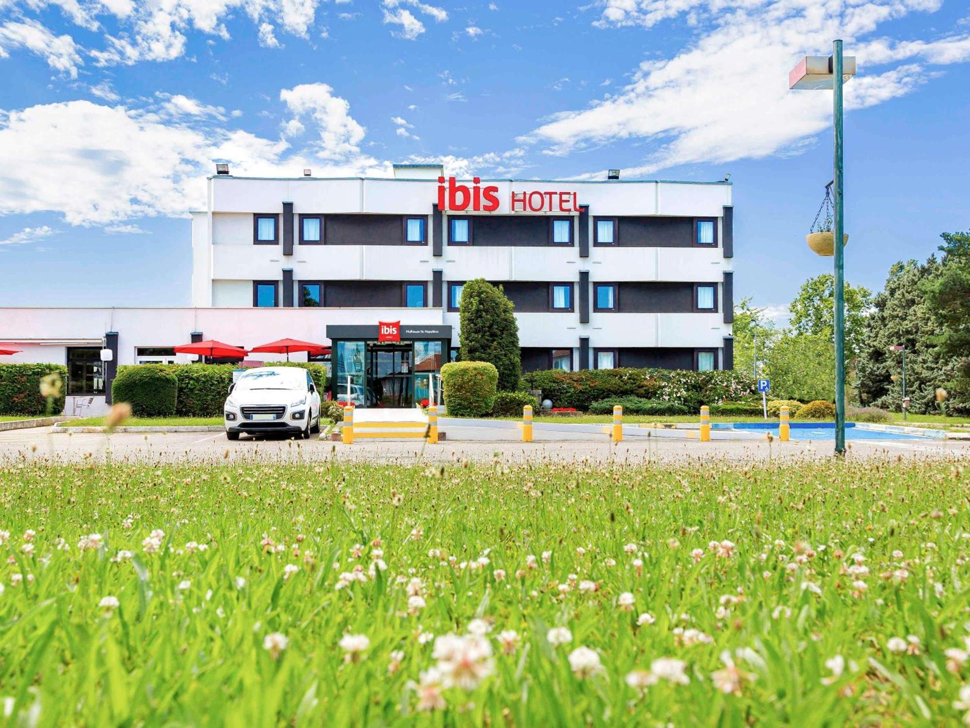 Ibis Mulhouse Ile Napoleon Hotel Sausheim Exterior photo