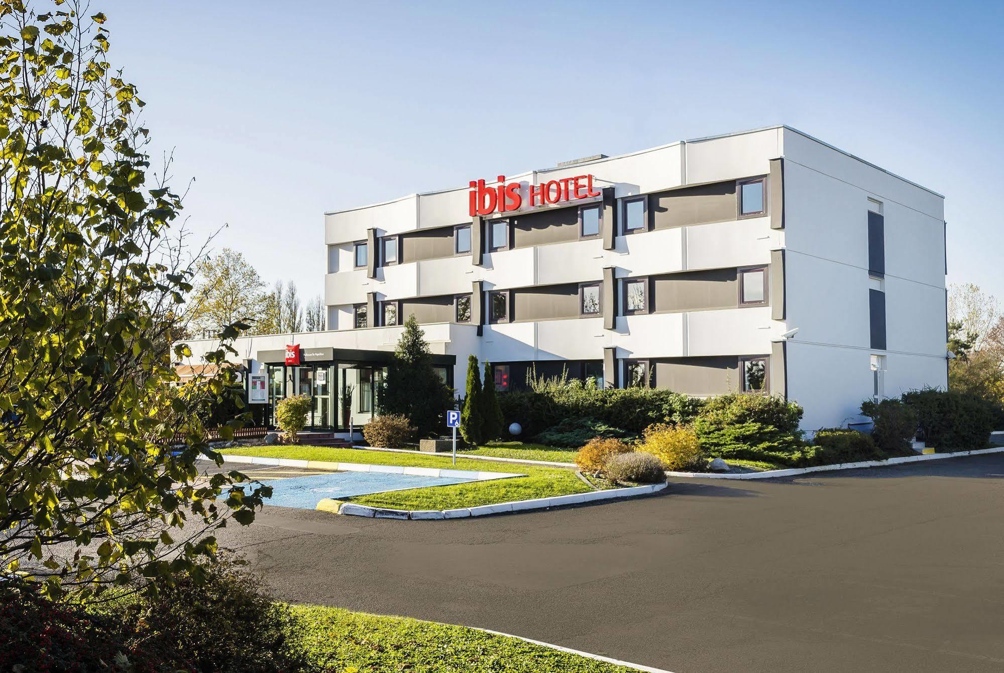 Ibis Mulhouse Ile Napoleon Hotel Sausheim Exterior photo